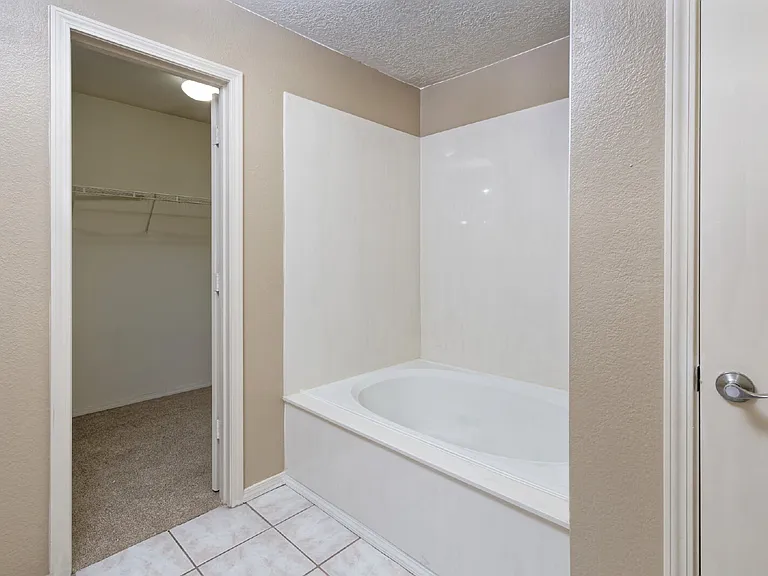 6900 Poppy Pl NW — Photo 16