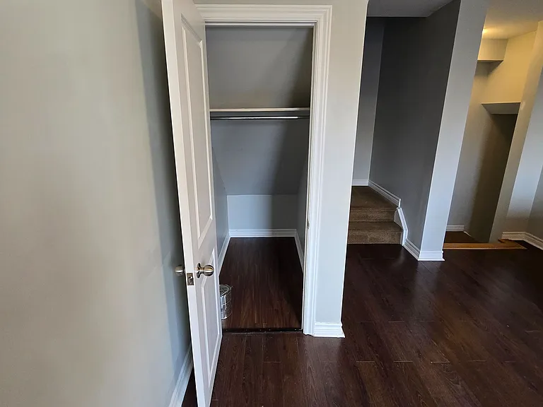 109 Rushbrooke Ave #2 — Photo 5