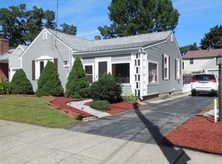 128 San Miguel St, Springfield, MA 01104