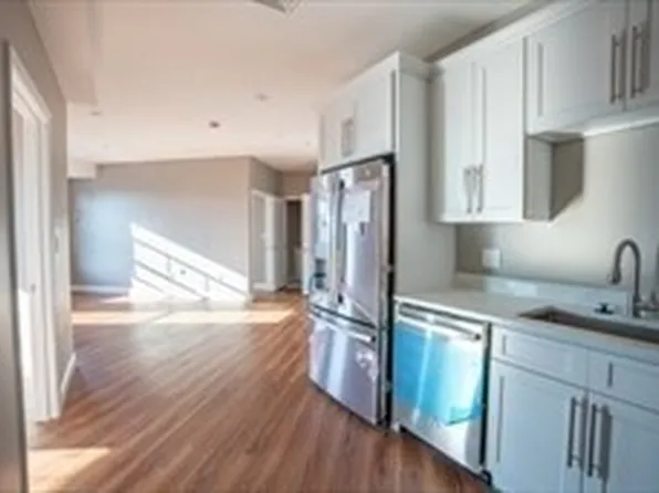 13 Nahant St #4F, Lynn, MA 01902