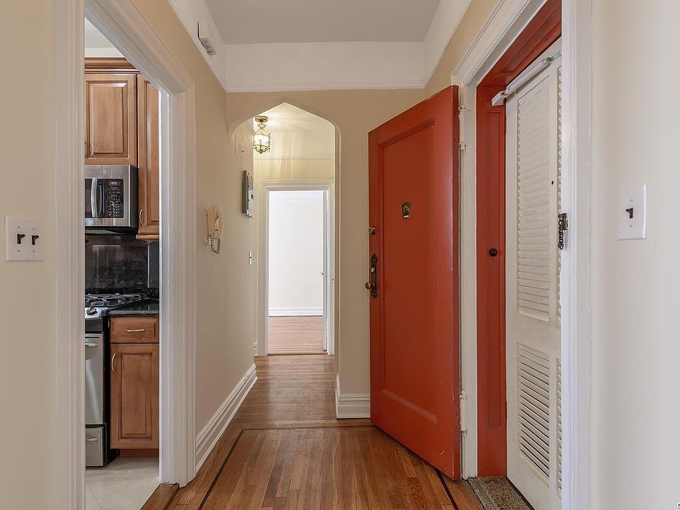 1st image of 12 Hamilton Place #B1