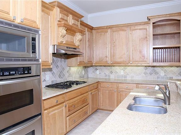 4th image of 307 Del Mar Ct