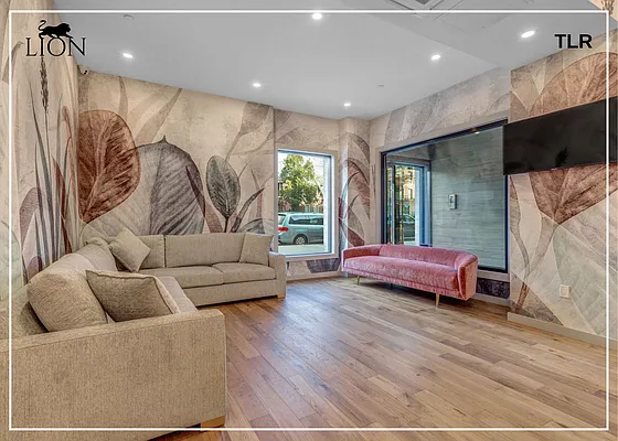 Sold by The Lion Real Estate | media 11