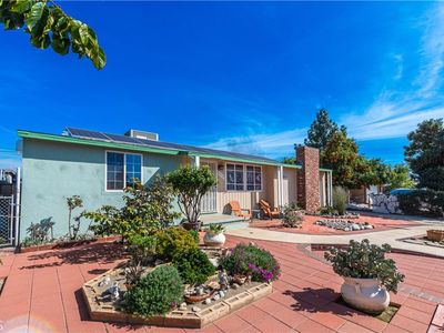 8512 Mammoth Ave, Panorama City, CA, 91402