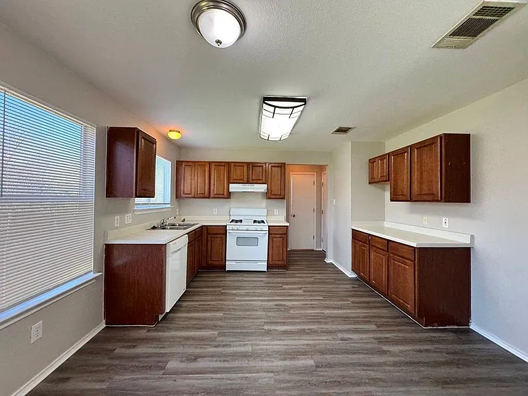 119 Peppergrass Cv — Photo 13