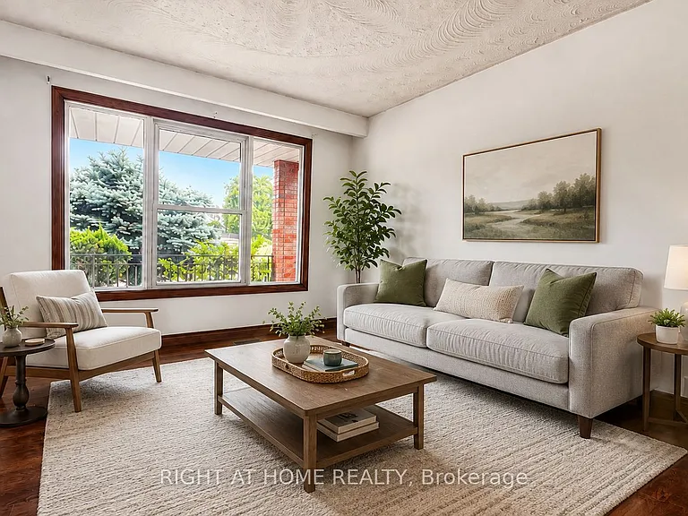 39 Lisgar Ct #UPPER — Photo 5