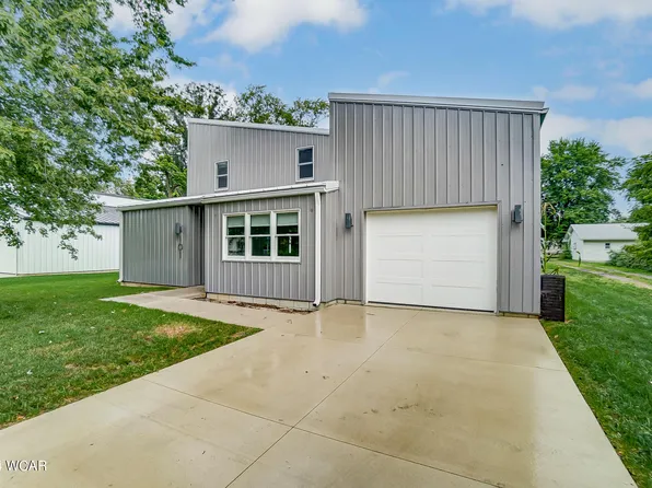 101 W Wood St, Middle Point, OH 45863