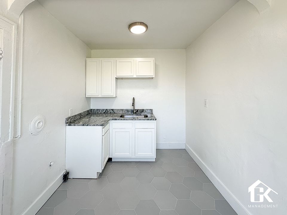 3737 Scovel Pl Apt 12, photo 5