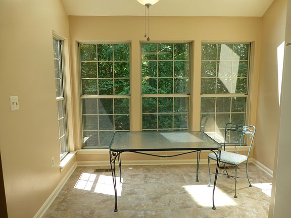 Breakfast Nook/Atrium