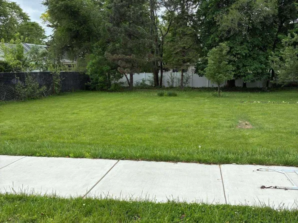 18XX W Pearl Ave, Rockford, IL 61103