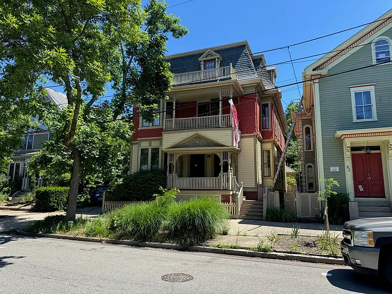 80 Dexter St #1R — Photo 12