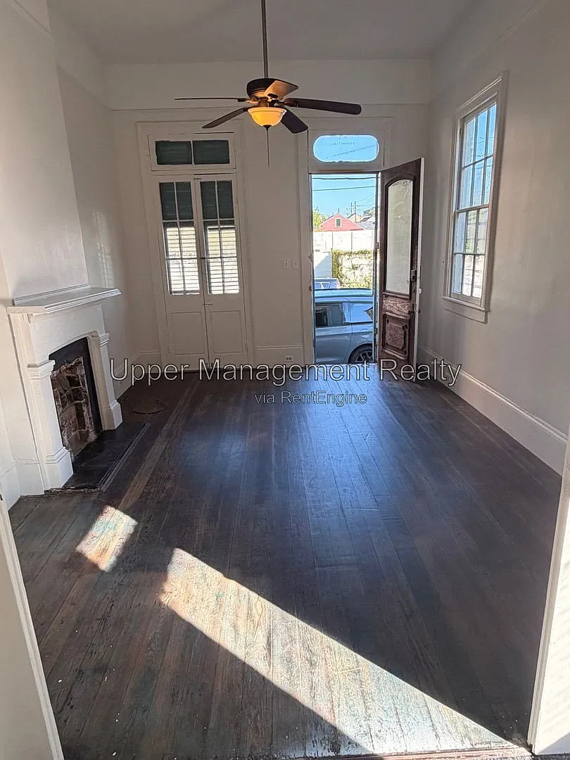2 bed, 1.0 bath, 1000 sqft, $1,700 — Photo 2