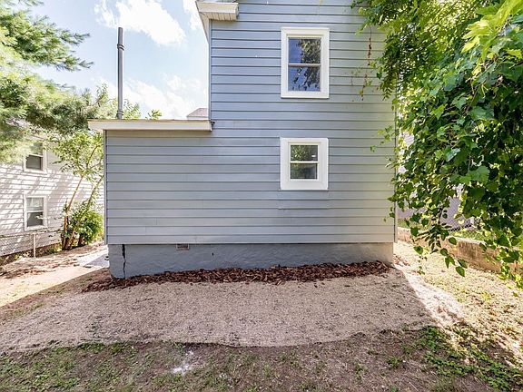 5th image of 1306 Tilden Ave
