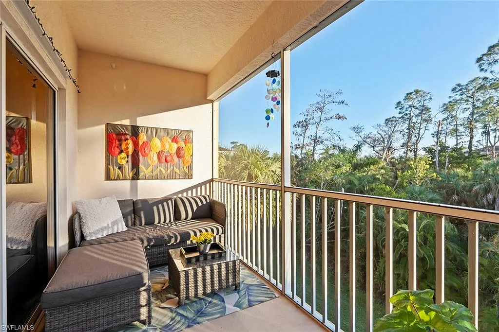 3 bed, 2.0 bath, 1126 sqft, $5,500 — Photo 2