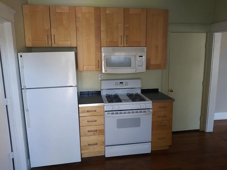Kitchen 3