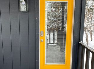 186 Riverside Ave, Sugarloaf, CA 92386