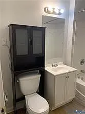 2 bed, 1.0 bath, 820 sqft, $1,225 — Photo 3