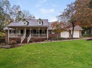 106 Springwood Ln, Stanley, NC 28164