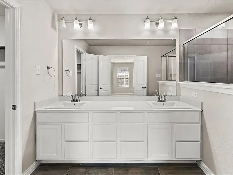 2820 Percheron Dr — Photo 19