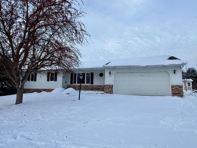 280 4th Ave SE, Plainview, MN, 55964