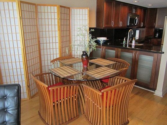 3rd image of 7310 Seawall Blvd APT 905