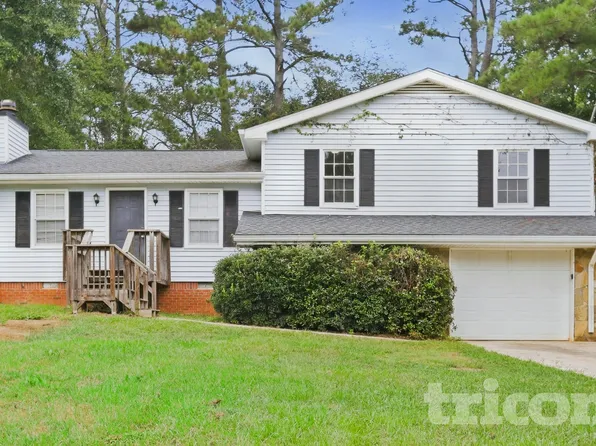 55 Henson Cir, Carrollton, GA 30117