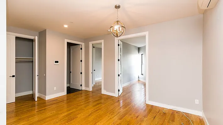 Rented by Nooklyn NYC LLC | media 12