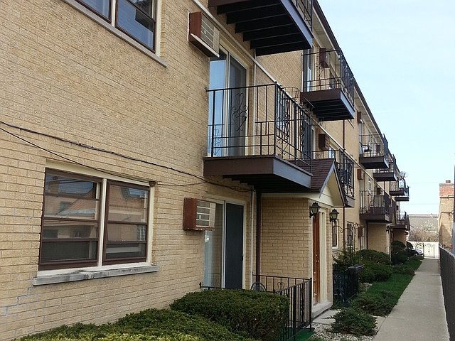 1st image of 7117 W Belmont Ave APT 3D