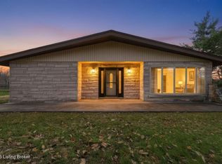 190 N Forrest Rd, Radcliff, KY 40160