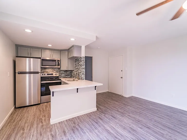 240 Iron Dr — Photo 12