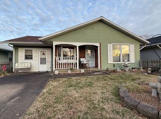 632 20th St, Tell City, IN 47586