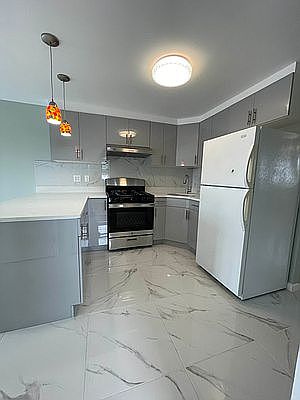 1st image of 125 Bay 46 St #1
