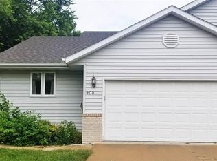 908 E Jane Ln, Sioux Falls, SD 57108