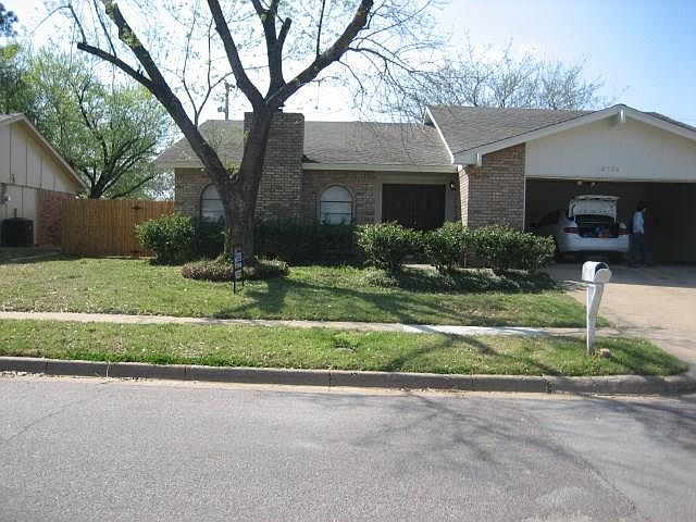 1st image of 2502 Southcrest Dr