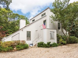 2 Patriots Ln, East Hampton, NY 11937