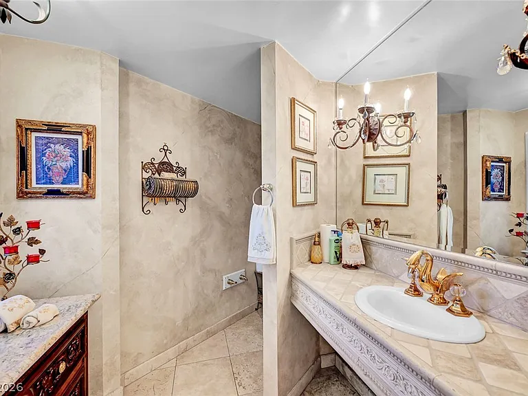 7258 Loma Alta Cir #0 — Photo 41