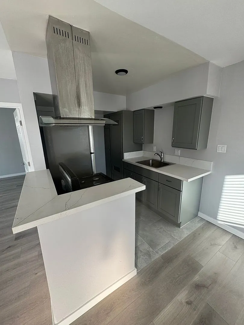 218 Chicago in Beautiful Huntington Beach! — Photo 1