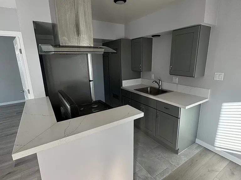 218 Chicago in Beautiful Huntington Beach! — Photo 1