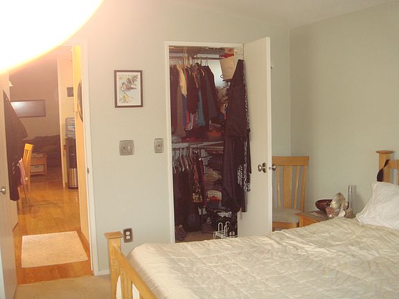 5th image of 102 Corona Ln