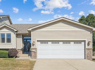9545 Coneflower Ln, Johnston, IA 50131