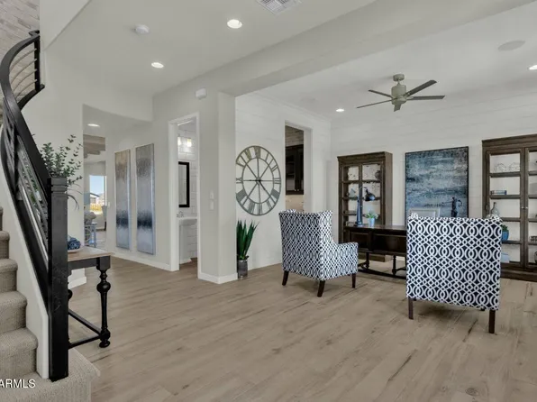 3064 E EVERGREEN Street, Mesa, AZ 85213