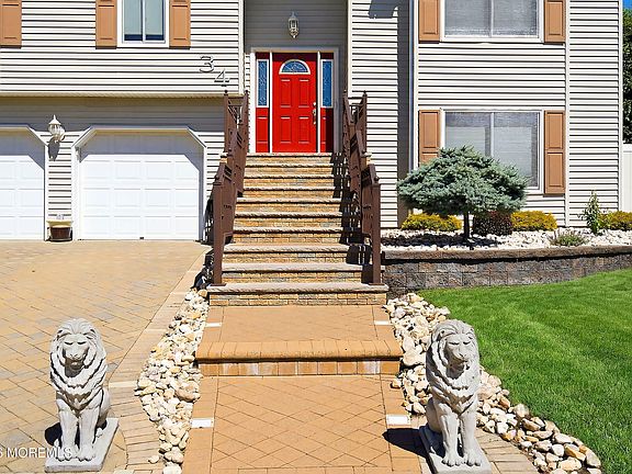 2nd image of 34 Bronia Street