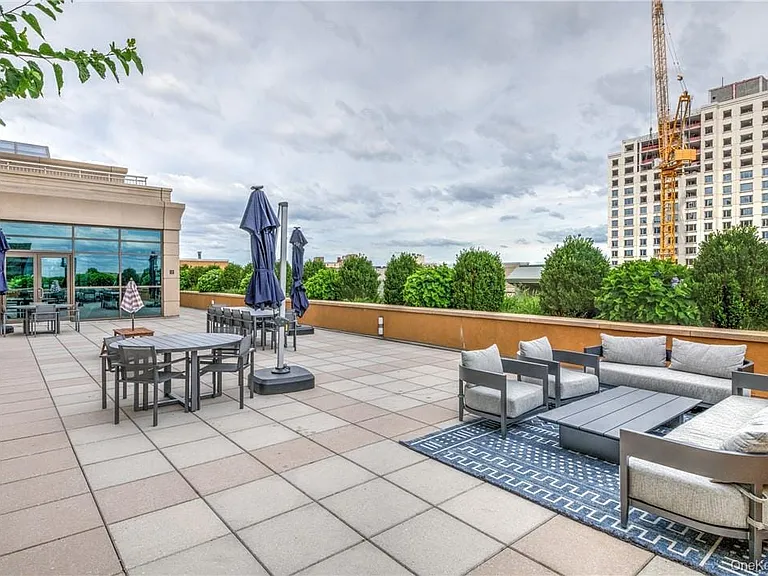 175 Huguenot St #3103 — Photo 27
