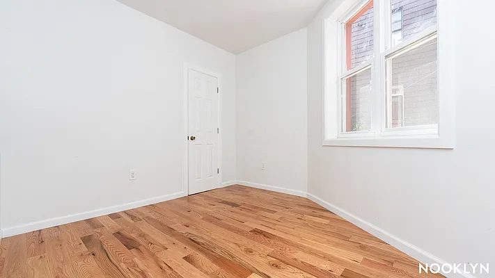 Rented by Nooklyn NYC LLC | media 11