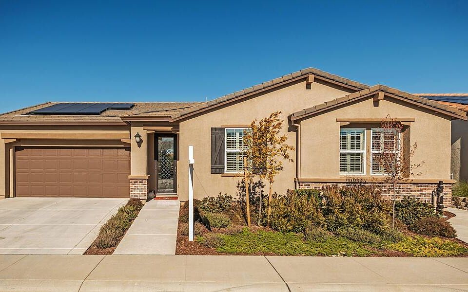 1st image of 5623 Los Reyes Ln
