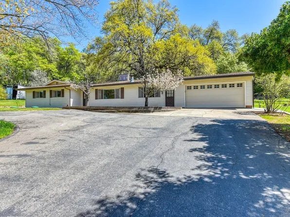 4661 Trotter Ln, Shingle Springs, CA 95682