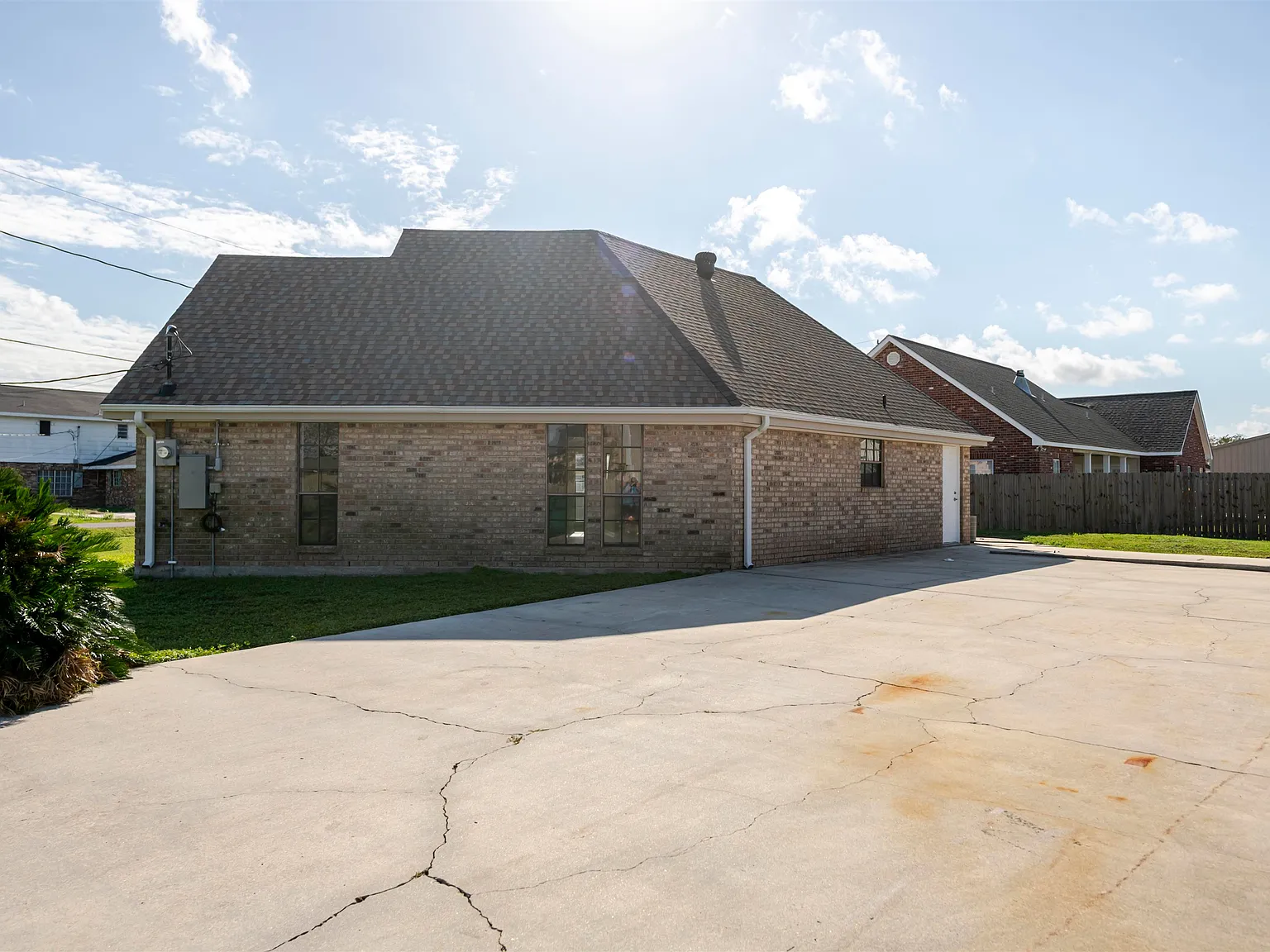 3 bed, 1781 sqft, $1,800 — Photo 3