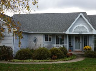 927 Clearview Rd, Moscow, PA 18444