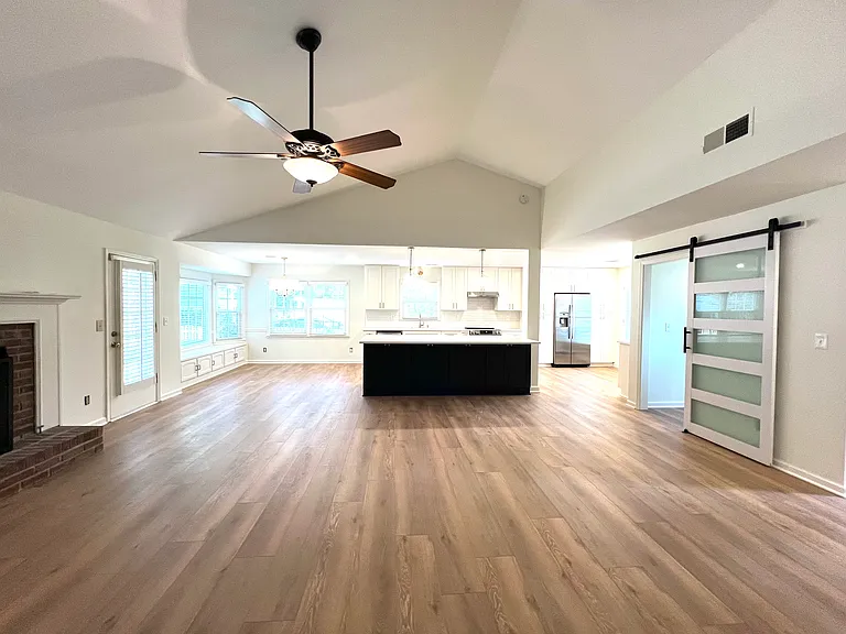 2179 Heritage Trace Dr — Photo 16