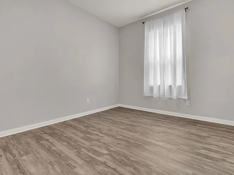 20720 Spring Mountain Rd — Photo 28